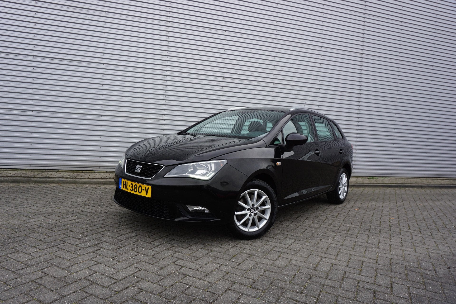 SEAT Ibiza ST 1.0 EcoTSI Style Connect AUTOMAAT - Airco / Na, Auto's, Stof, Gebruikt, Euro 6, 580 kg