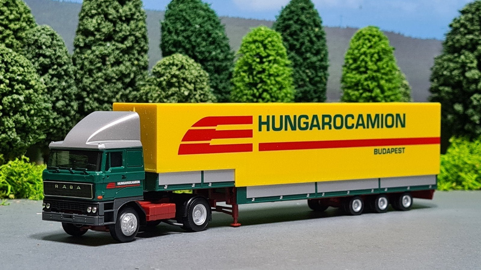 130 Herpa 1:87 Hungarocamion Raba volume oplegger, Ophalen of Verzenden, Nieuw, Bus of Vrachtwagen, Herpa