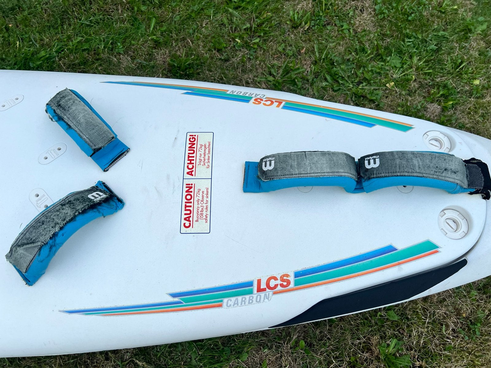 Foto 4 van Mistral LCS Carbon surfplank met 2x zeil