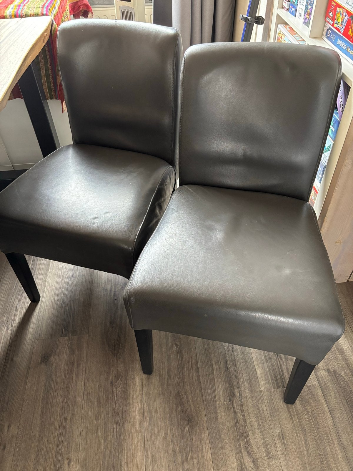 Twee stoelen, eventueel met bijpassend bankje, Ophalen, Gebruikt, Twee, Overige kleuren