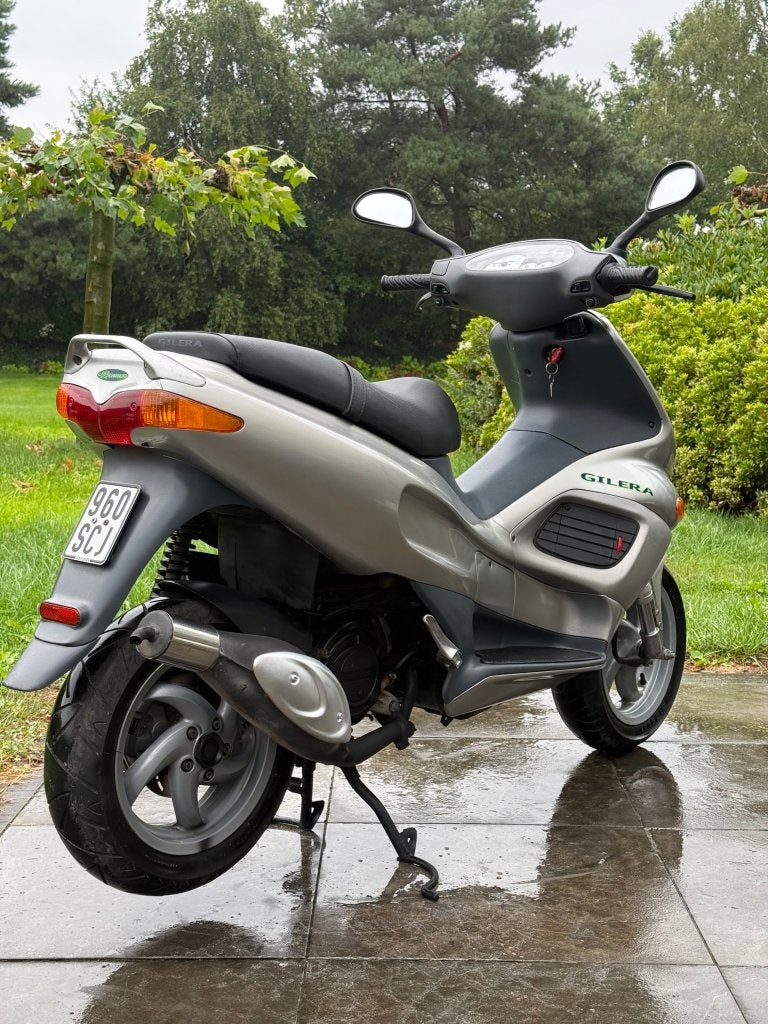 ⭐️Gilera runner 50cc dd 2 takt zilvergrijs Brom 11434 Km⭐️, Niet ingevuld, Niet ingevuld, Niet ingevuld