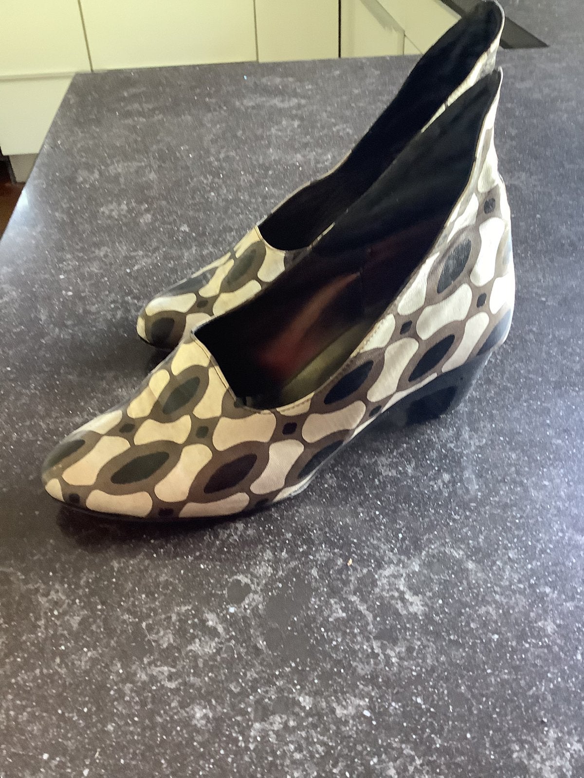 mooie Jan Janssen schoenen maat 37, Ophalen, Zo goed als nieuw