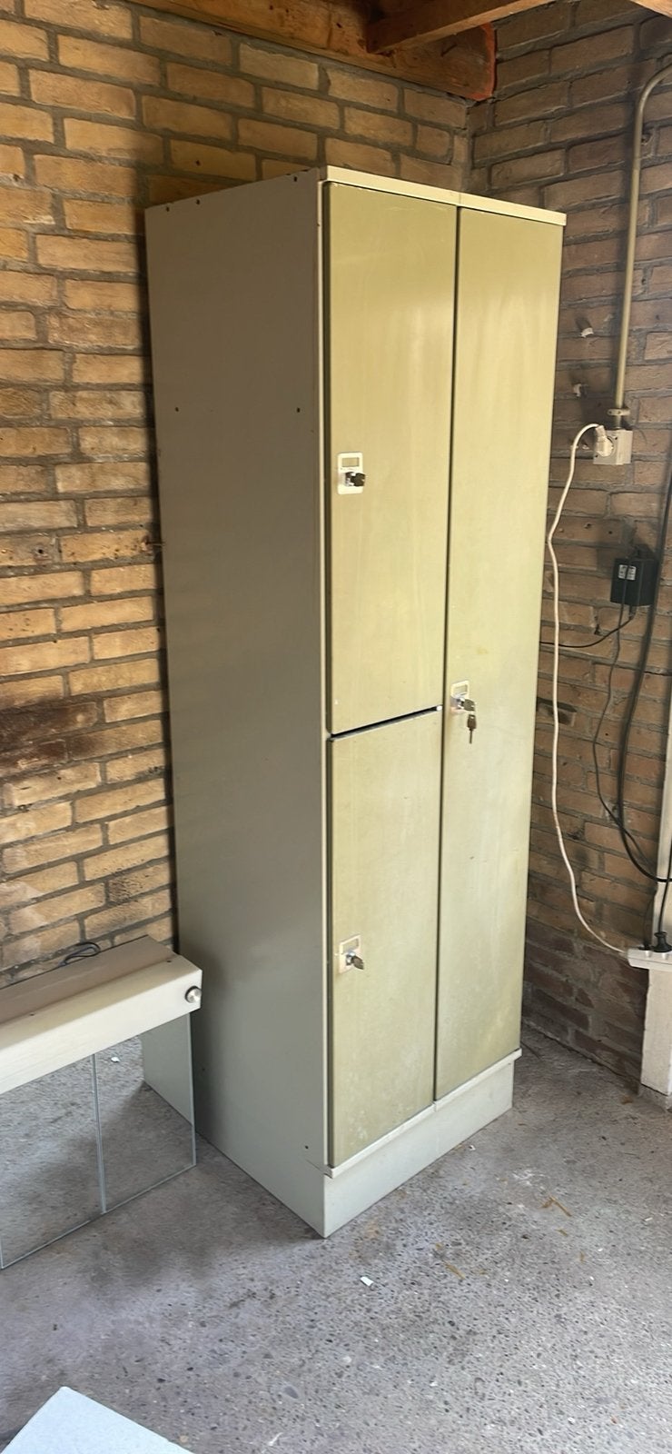 Locker kast, Ophalen, Gebruikt