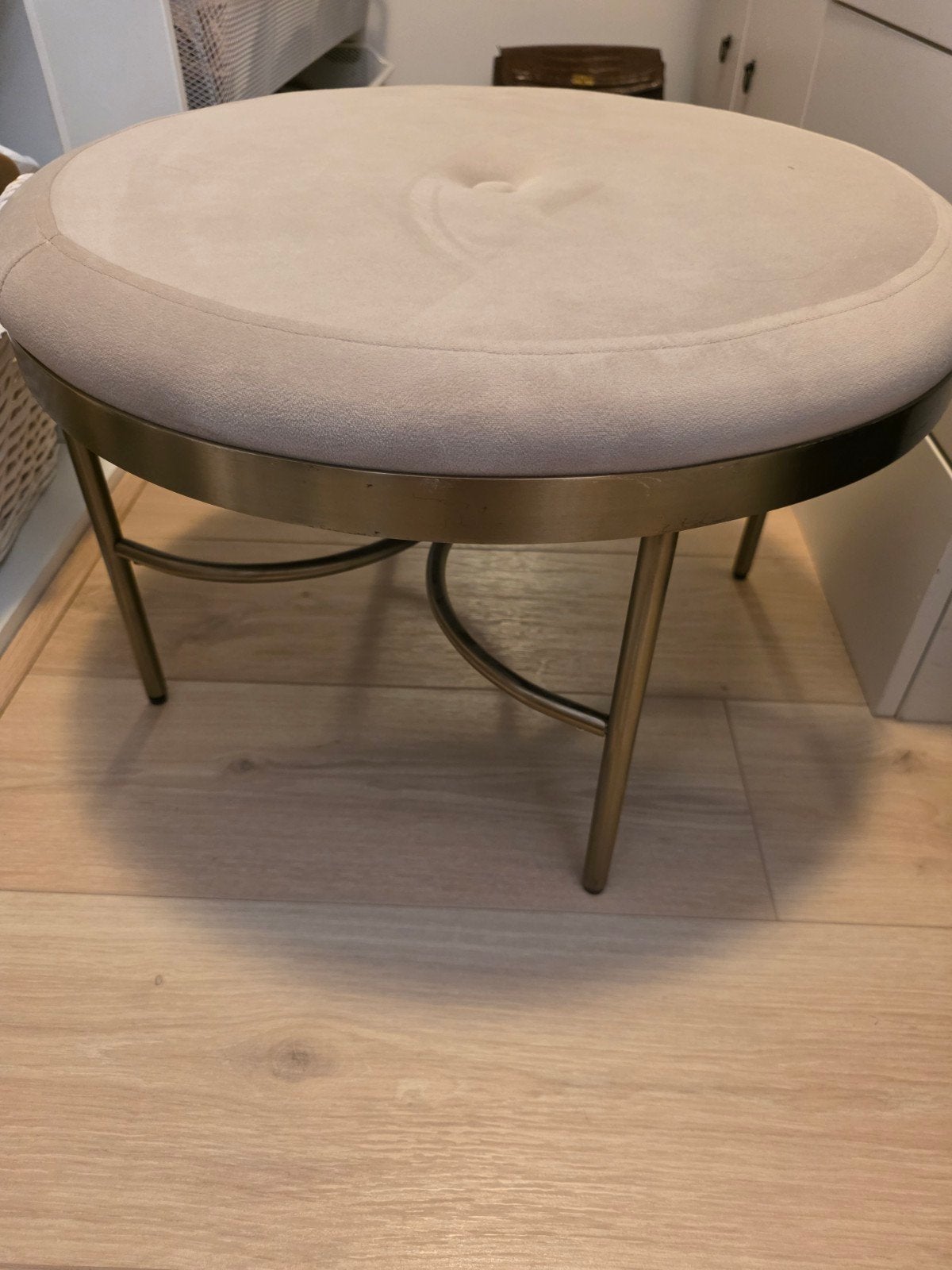 H&M Home poef / footstool - Nieuwstaat, Huis en Inrichting, Ophalen of Verzenden, Rond