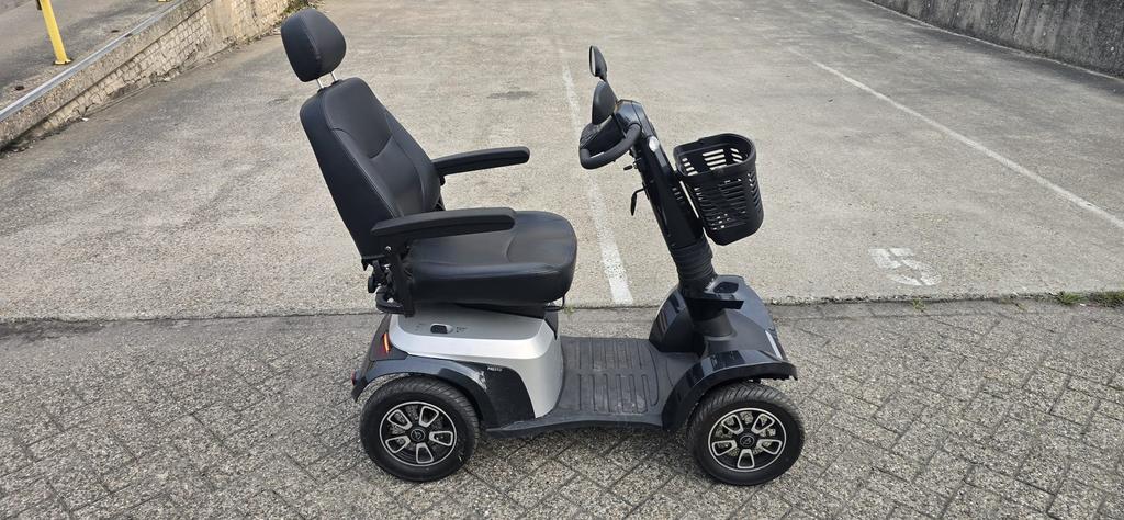 Scootmobiel Presto, Ophalen, 46 km of meer, 16 km/u of meer