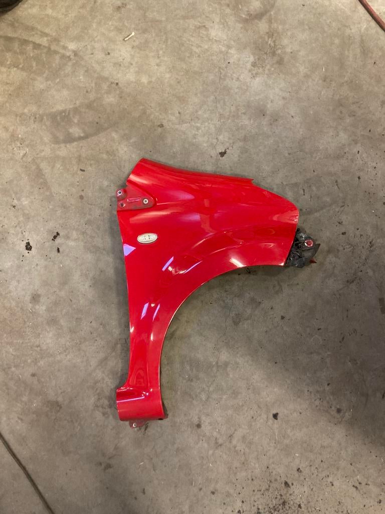 Toyota aygo spatbord rechts rood 2005-2014 LIBACARS, Ophalen, Ta, Rechts, Yo