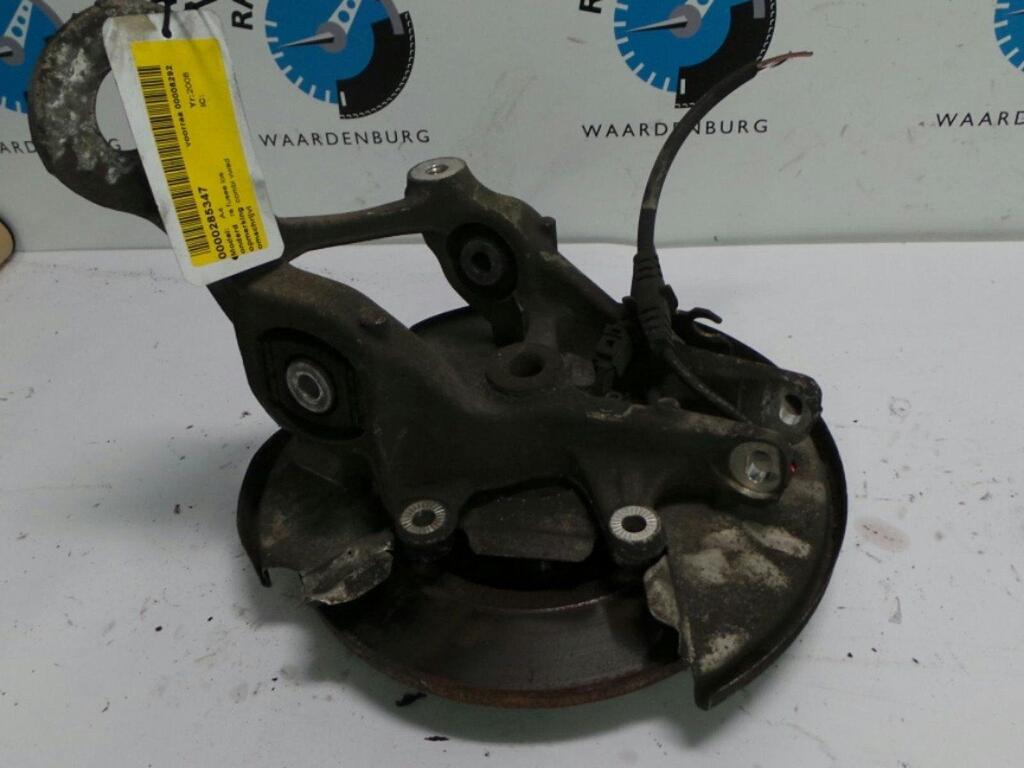 AUDI A4 FUSEE RA  2008, Auto-onderdelen, Ophalen of Verzenden, Gebruikt, Stiba lid