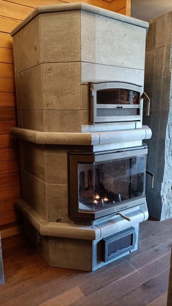 Nunnauuni Wilma met oven speksteenkachel speksteen, Huis en Inrichting, Kachels, Ophalen, Gebruikt, Houtkachel, Vrijstaand