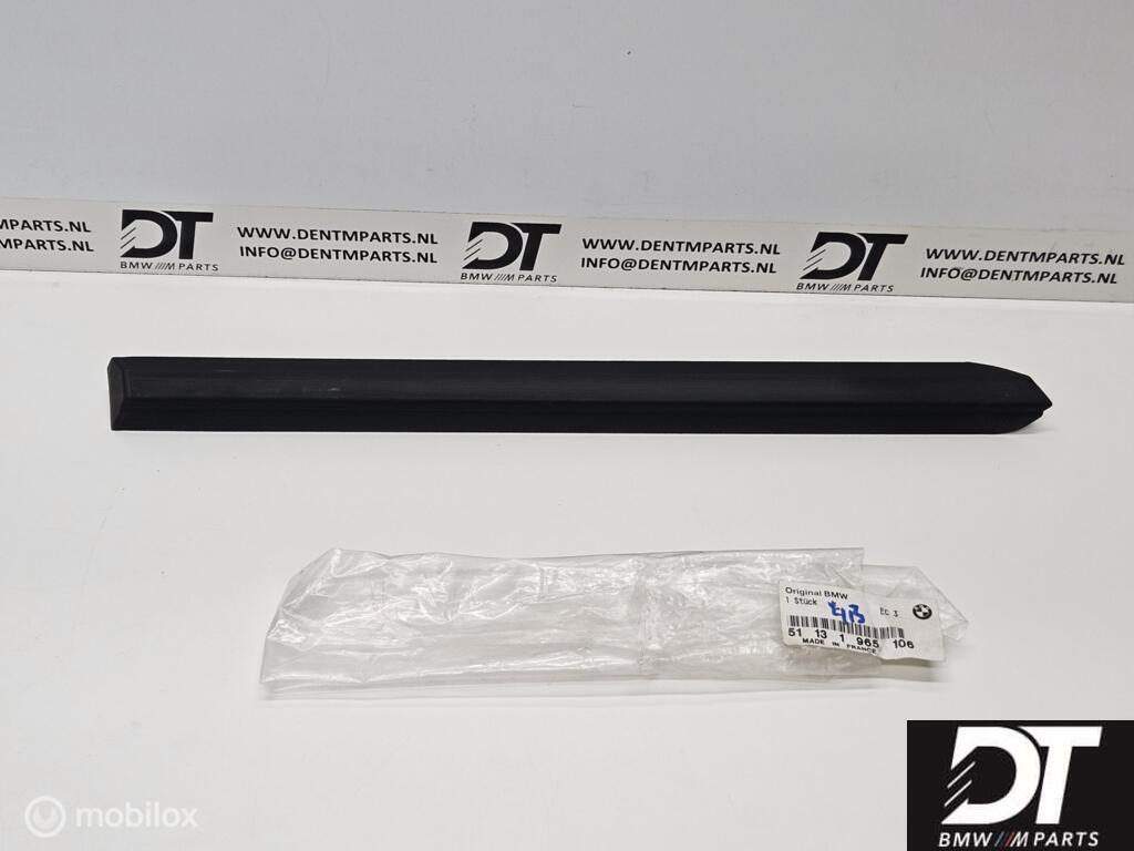 Moulding fender rear right BMW E30 51131965106, Auto-onderdelen, Nieuw, Ophalen of Verzenden