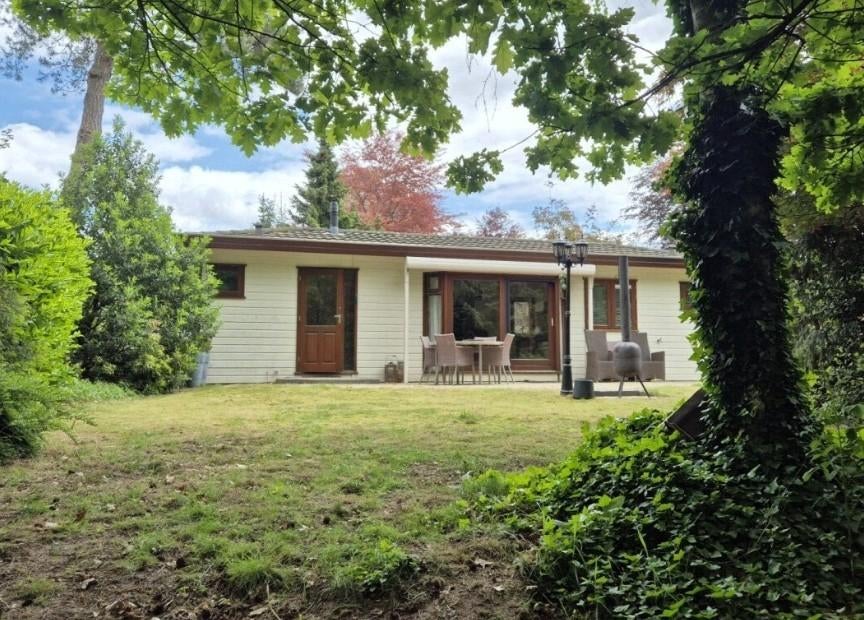 GEZOCHT GEVRAAGD CHALET BUNGALOW RECREATIEWONING VELUWE, Gelderland, 2 slaapkamers, Verkoop zonder makelaar, Chalet