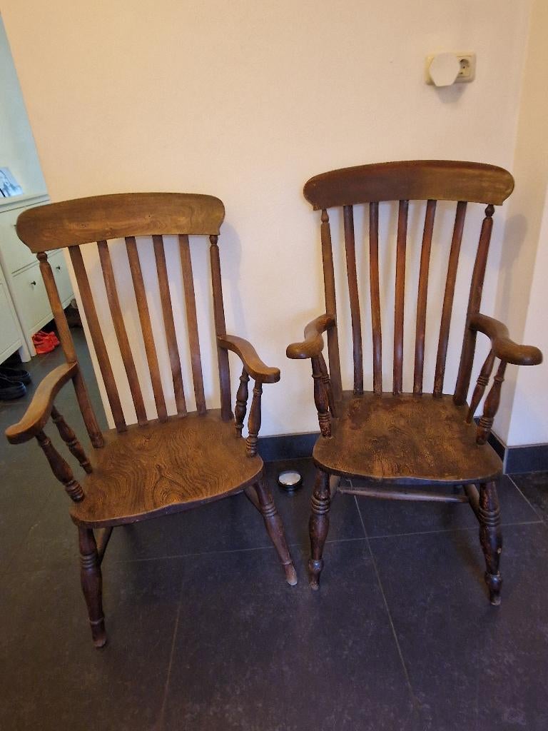 Oude klassieke Engelse stoelen, Antiek en Kunst, Antiek | Meubels | Stoelen en Banken, Ophalen
