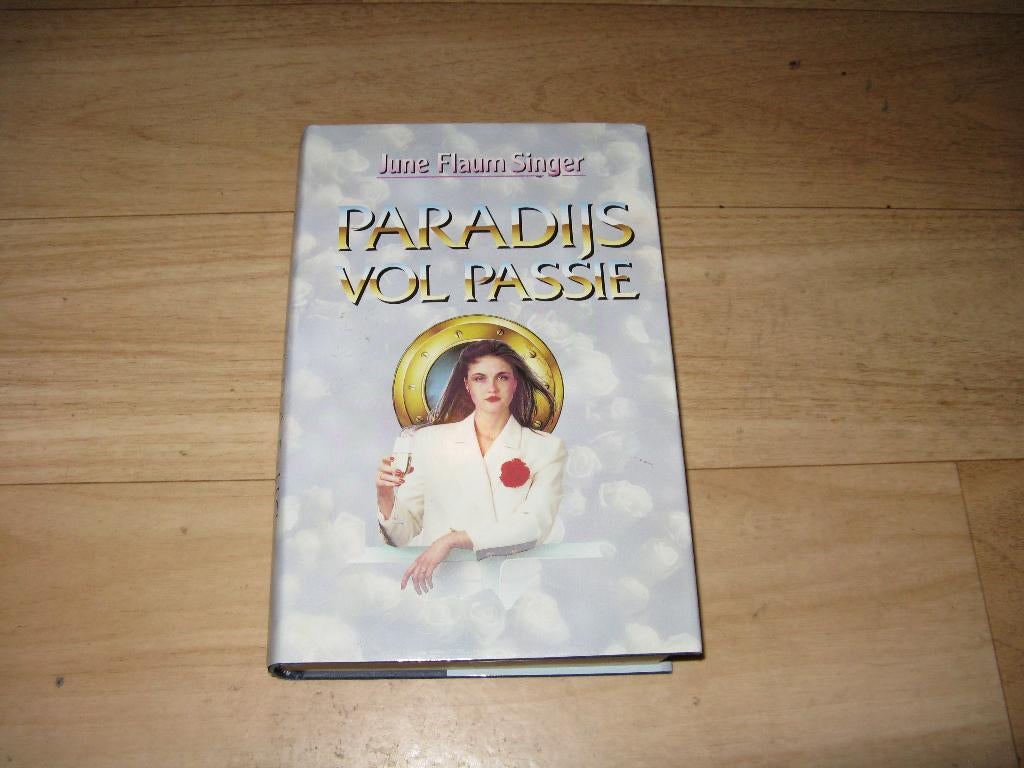 June Flaum Singer - Paradijs vol passie, Ophalen of Verzenden, Gelezen