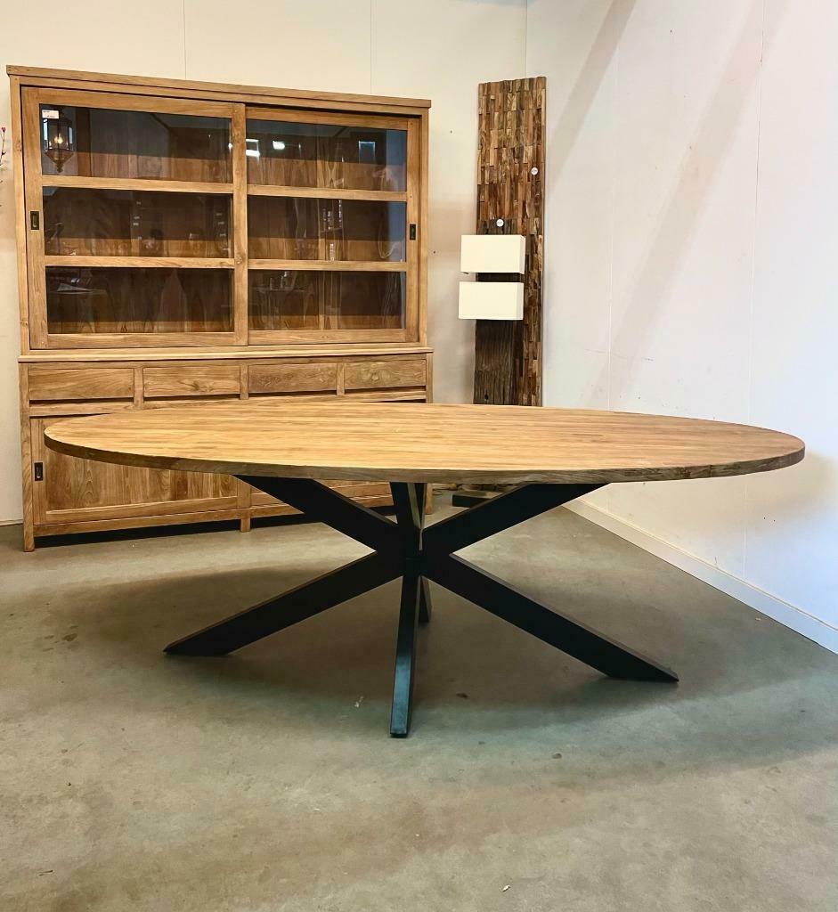 Ovale teaktafel met metalen poot super !voordelig geprijsd!, Verzenden, Vijf personen of meer, Modern, Ovaal
