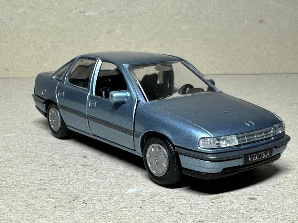 B Gama 1161 Opel Vectra, Ophalen of Verzenden, Zo goed als nieuw, Auto, Gama