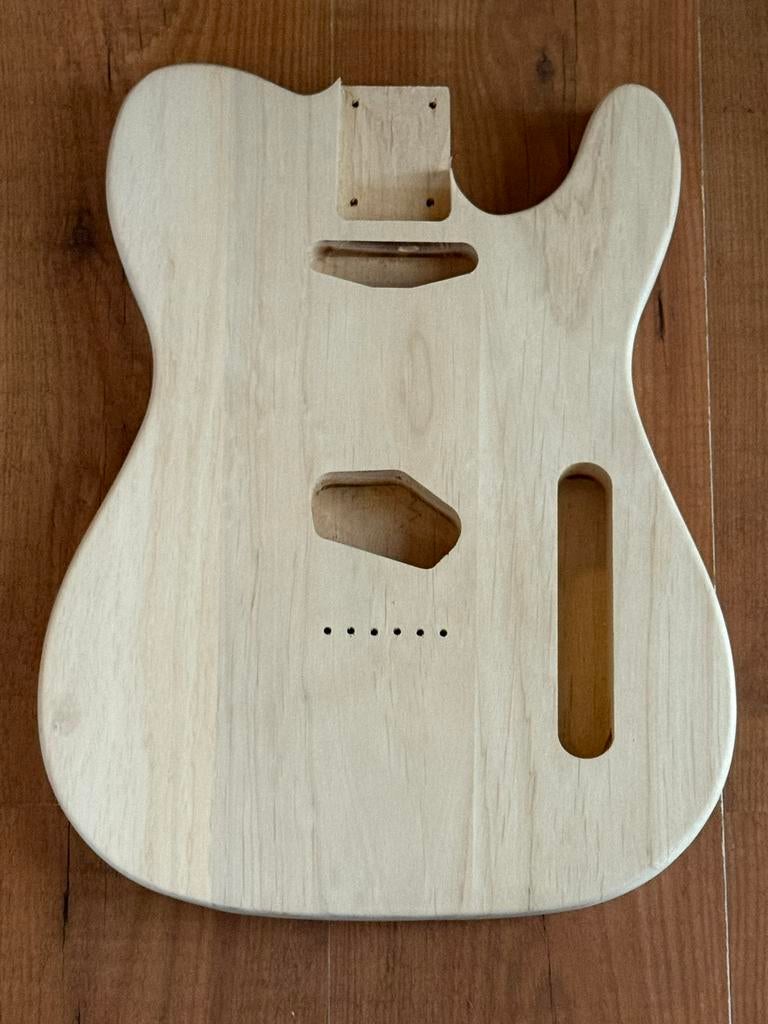 Telecaster body “ Elzen unfinished “ string through new O, Geen, Geen, Nieuw, Ophalen of Verzenden