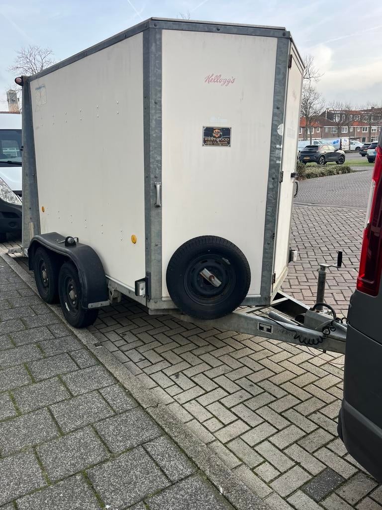 Ifor williams  met zijdeur klep achterdeuren, Ophalen of Verzenden, Zo goed als nieuw