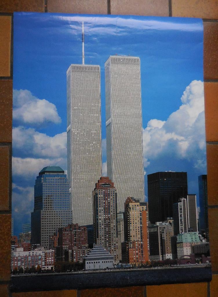 Poster Twin Towers, Verzamelen, Ophalen, Deurposter of groter, Overige onderwerpen, Rechthoekig Staand