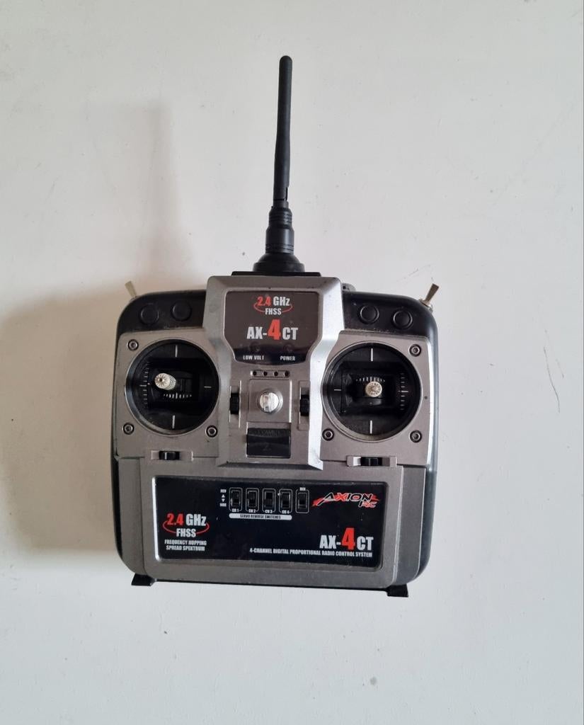 Axion RC AX-4CT Zender – 2.4GHz FHSS (4-kanaals), Overige merken, Gebruikt, Auto, 1:32 tot 1:50
