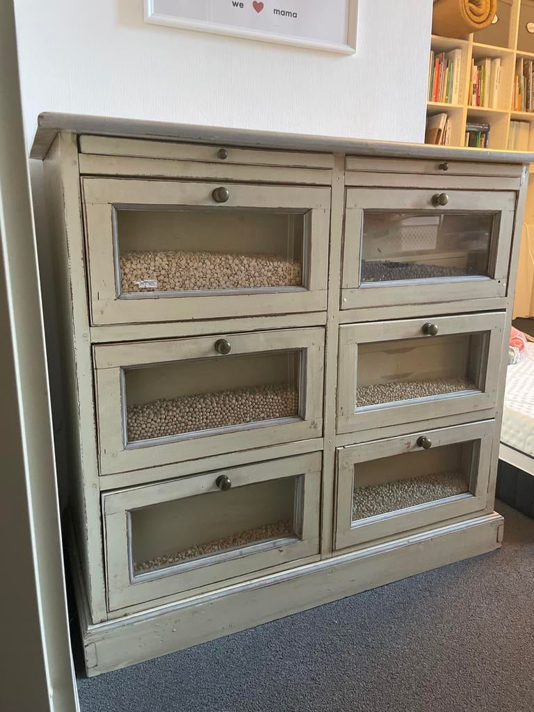 Grutterskast met glazen lades, dressoir-hoogte, Huis en Inrichting, Kasten | Dressoirs, Ophalen, Gebruikt, 100 tot 150 cm, Met lade(s)