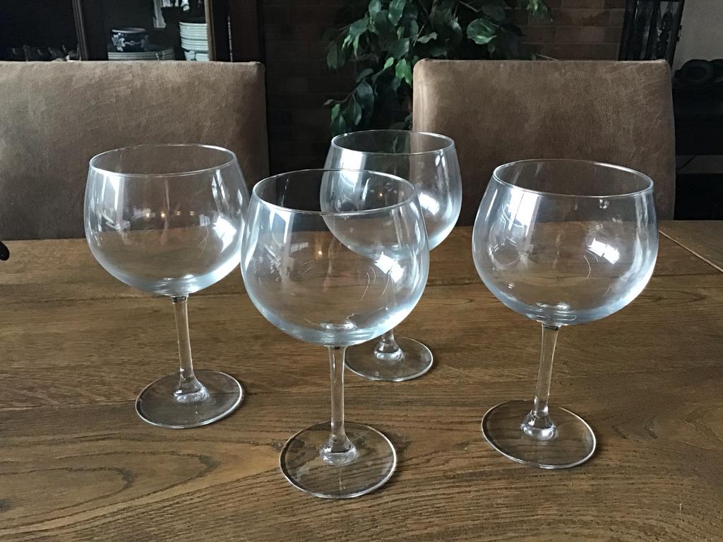 Nieuwe cocktailglazen Gin & Tonic/Aperol Spritz - 4 stuks, Ophalen, Zo goed als nieuw