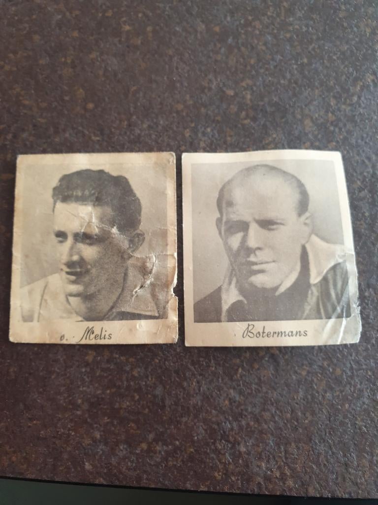 2 oude voetbalplaatjes. (Niet zo mooi), Ophalen of Verzenden, Gebruikt, Willem II, Poster, Plaatje of Sticker