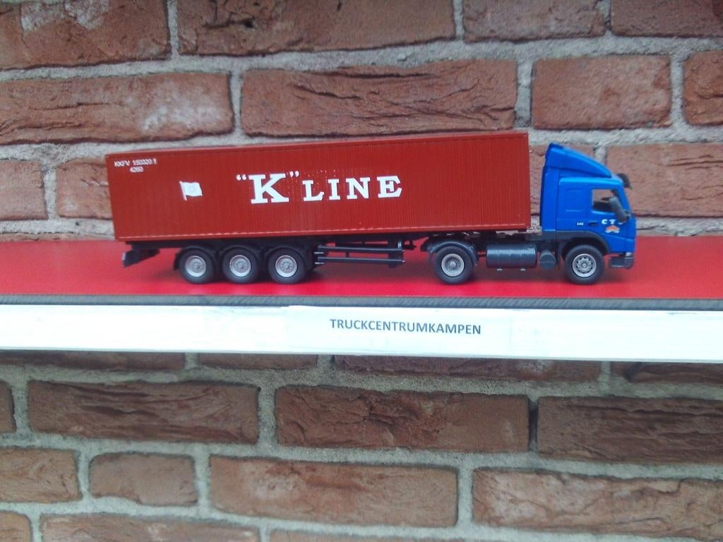 Conrad  Volvo  FM  van  C.T.U.  met  container., Hobby en Vrije tijd, Modelauto's | 1:50, Ophalen of Verzenden, Zo goed als nieuw