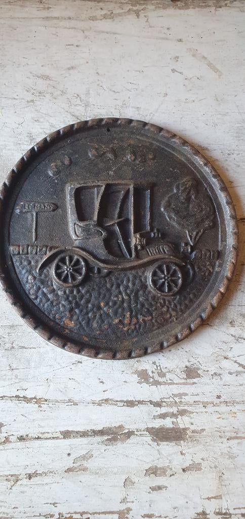 Frans brocante zwaar ijzeren wand plaque koets 20cm, Antiek en Kunst, Curiosa en Brocante, Ophalen of Verzenden