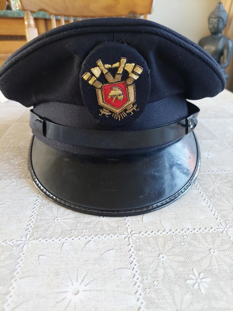 Vintage brandweer pet, Bayer, One size fits all, Ophalen of Verzenden, Pet