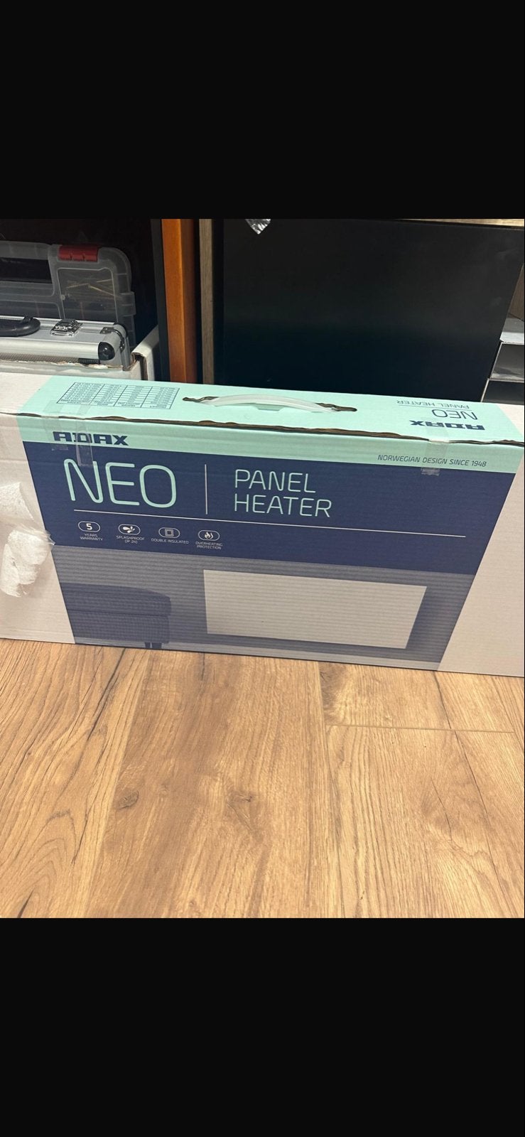 ADAX NEO Paneelverwarmer - Nieuw in doos (12 stuks), Doe-het-zelf en Verbouw, Verwarming en Radiatoren, Ophalen of Verzenden, Nieuw