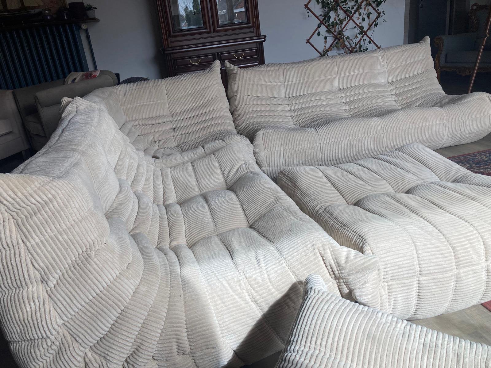 Complete 5 delige Togo set in Beige Corduroy, Velours Côtelé, Ophalen of Verzenden, Stof, Cassina sede b&b italia togo mah jong ligne roset knoll vitra