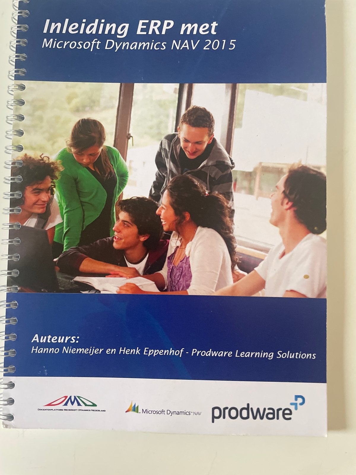 Inleiding ERP met Microsoft Dynamics NAV 2015, Ophalen of Verzenden, Beta, Zo goed als nieuw, HBO
