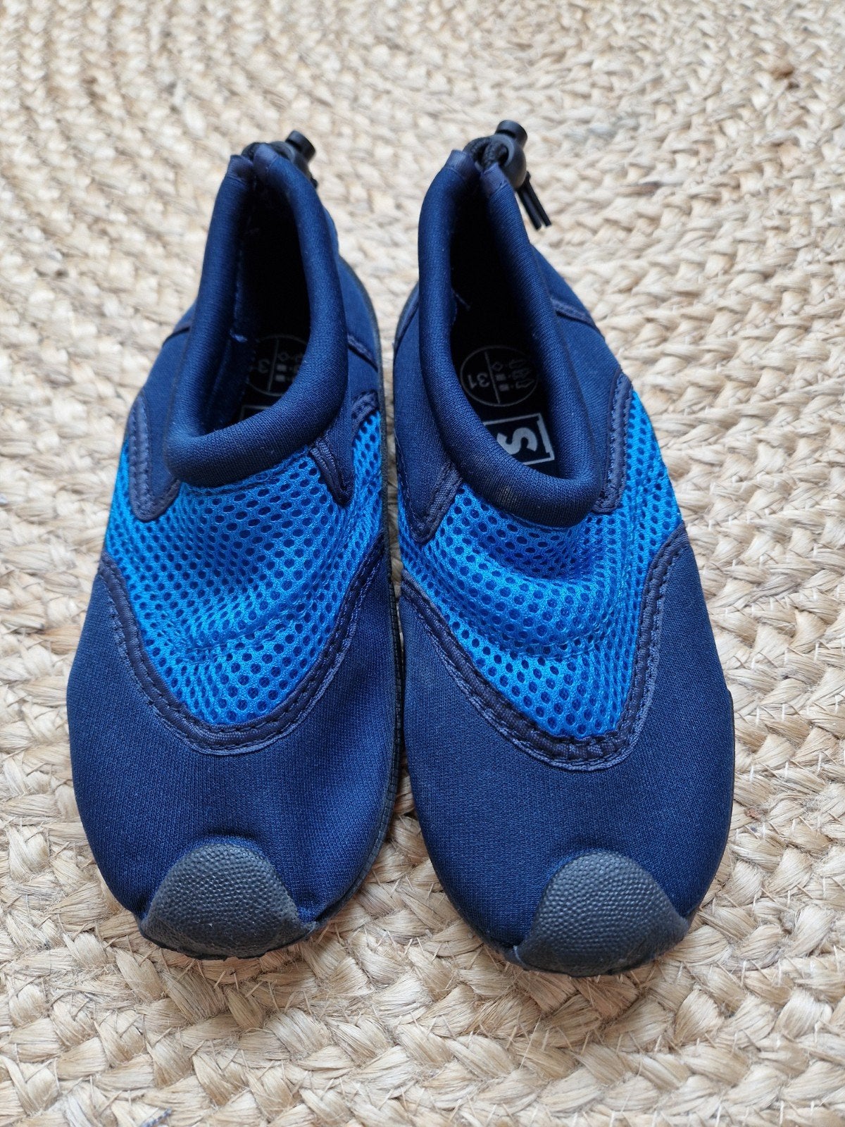 water/surf schoenen maat 31, Kinderen en Baby's, Kinderkleding | Schoenen en Sokken, Jongen of Meisje, Schoenen, Nieuw, Ophalen of Verzenden