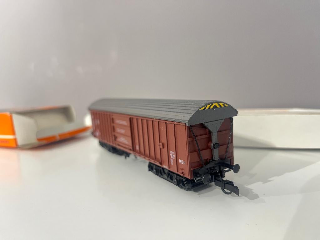 Een kanteldakwagen typeTeas DB  roco 4207S, Hobby en Vrije tijd, Modeltreinen | H0, Gelijkstroom, Wagon, Ophalen of Verzenden