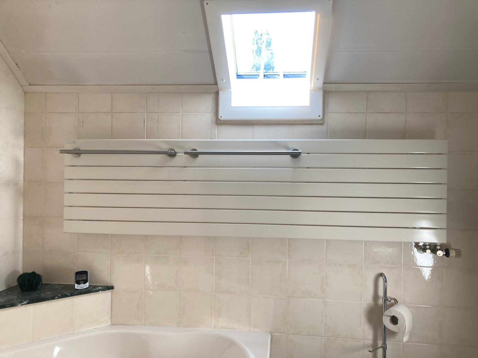 Radiator Acova, horizontaal 200 x 51, rvs handdoekendragers, Doe-het-zelf en Verbouw, Ophalen, 30 tot 80 cm, Gebruikt, Radiator