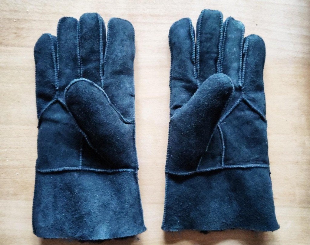 Handschoenen, zwart suede, wol gevoerd., Ophalen of Verzenden, Zo goed als nieuw, Maat 38/40 (M), Handschoenen