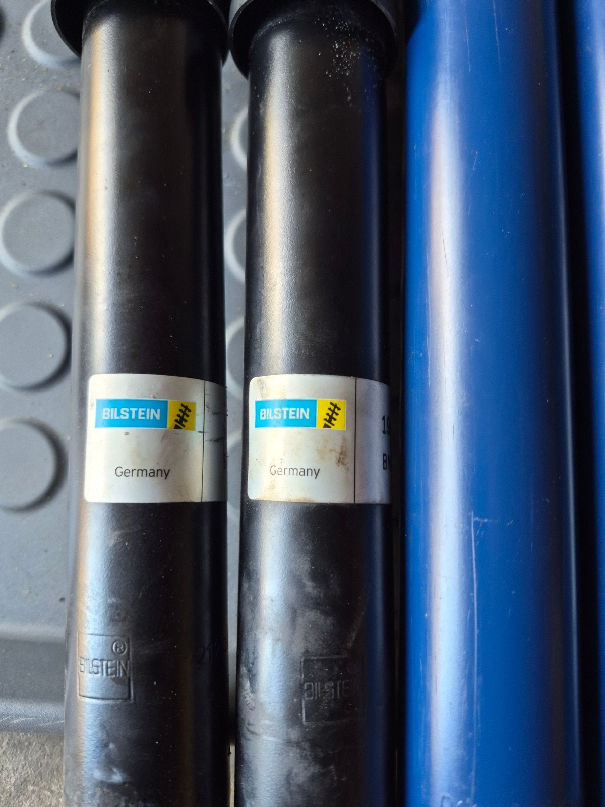 Volvo voor orginele en achter Bilstein., Ophalen of Verzenden, Gebruikt, Volvo