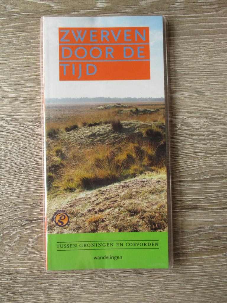 Zwerven door de tijd tussen groningen en coevorden wandeli, Boeken, Ophalen of Verzenden, Gelezen
