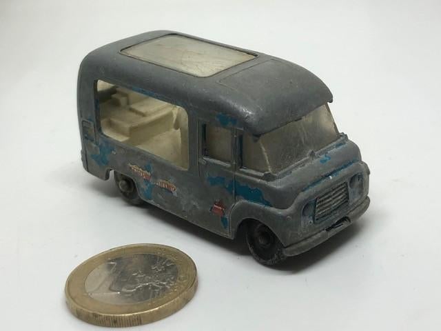 Commer Ice Cream Canteen, Lesney, Hobby en Vrije tijd, Modelauto's | Overige schalen, Gebruikt, Bus of Vrachtwagen, Ophalen of Verzenden