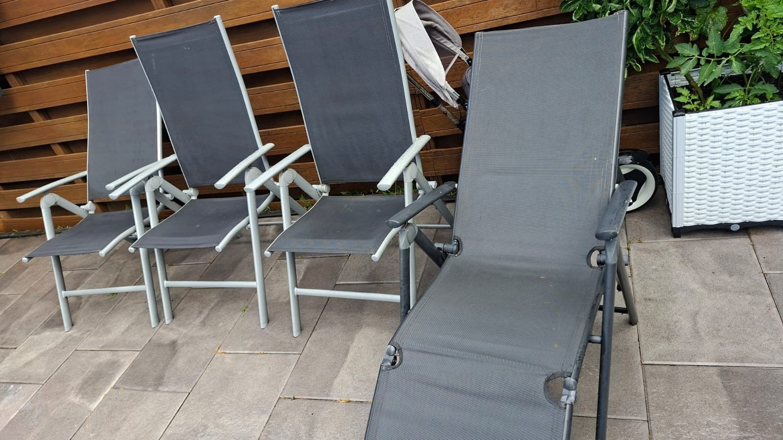 5x Tuinstoelen (4 stoelen, 1 ligstoel) - Verstelbaar, Ophalen of Verzenden