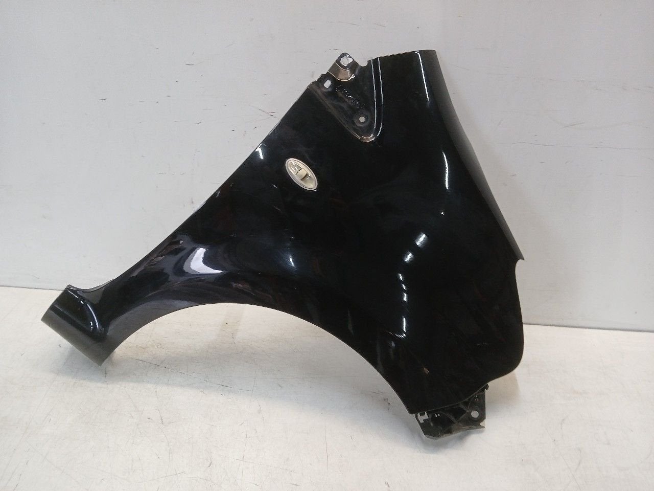 Spatbord rechts voor Toyota Aygo, Onderdelen@venauto.nl, Van der Ven Autorecycling B.V., Gebruikt, Ettenseweg 76, 4706 PB Roosendaal, The Netherlands