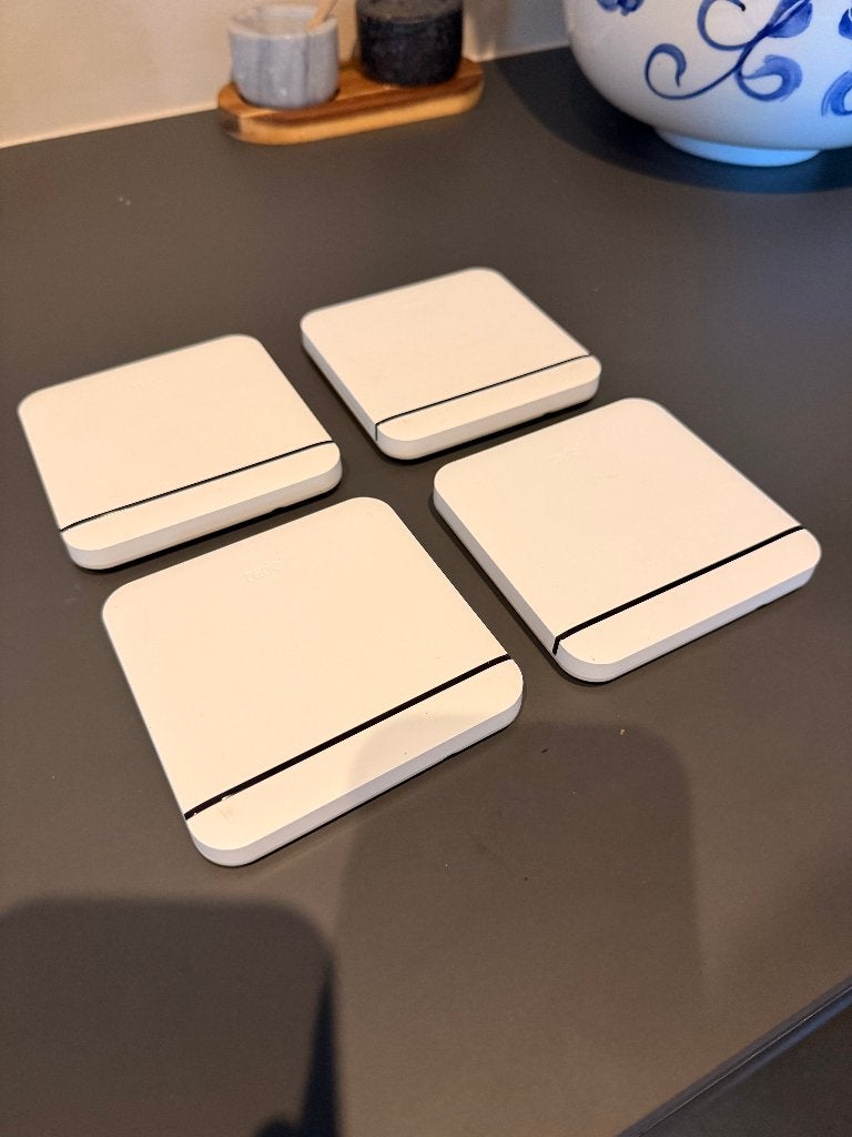 4x Tado Slimme Aircobediening V3+ (ook per stuk te koop), Ophalen of Verzenden, Slimme thermostaat, Gebruikt