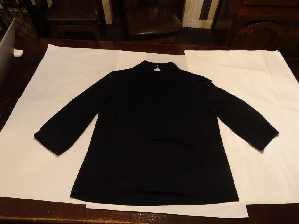 MADELEINE zwarte top met col, Zwart, Maat 42/44 (L), Nieuw, Ophalen of Verzenden