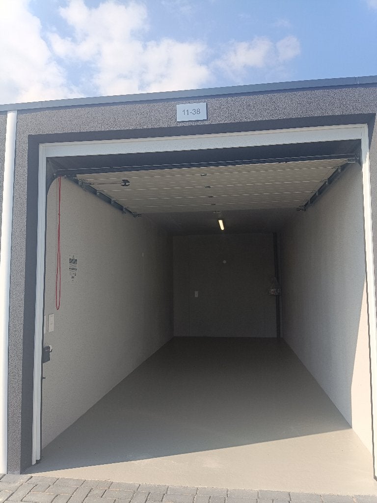 Te koop: garagebox Stadskanaal op het Boxcomplex terrein