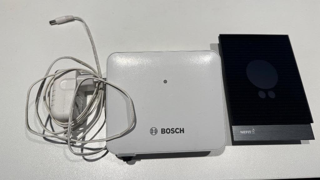 Nefit Easy + Bosch EasyControl Adapter, Ophalen of Verzenden, Slimme thermostaat, Zo goed als nieuw
