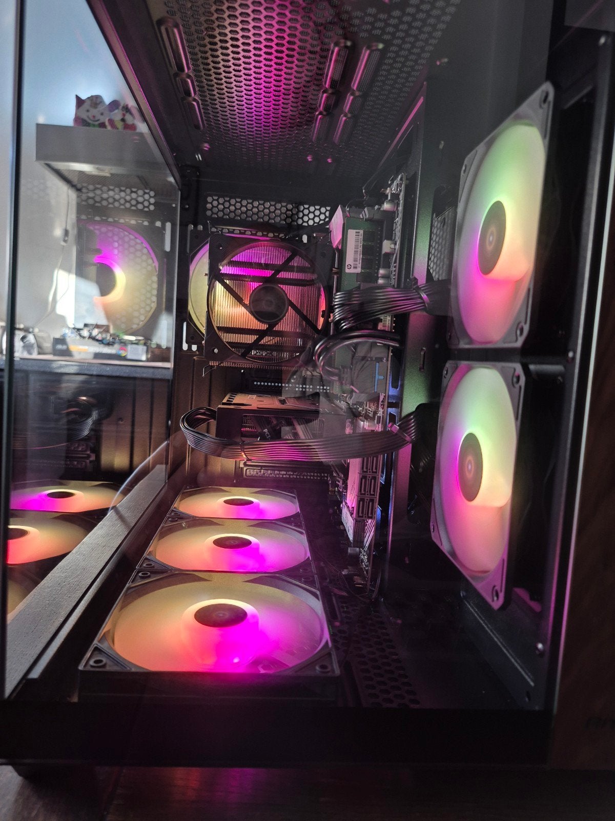 High Performance Game PC RTX4060 R7 5700 32GB 1,2TB M.2., 32 GB, ASUS, Virtual Reality, Zo goed als nieuw
