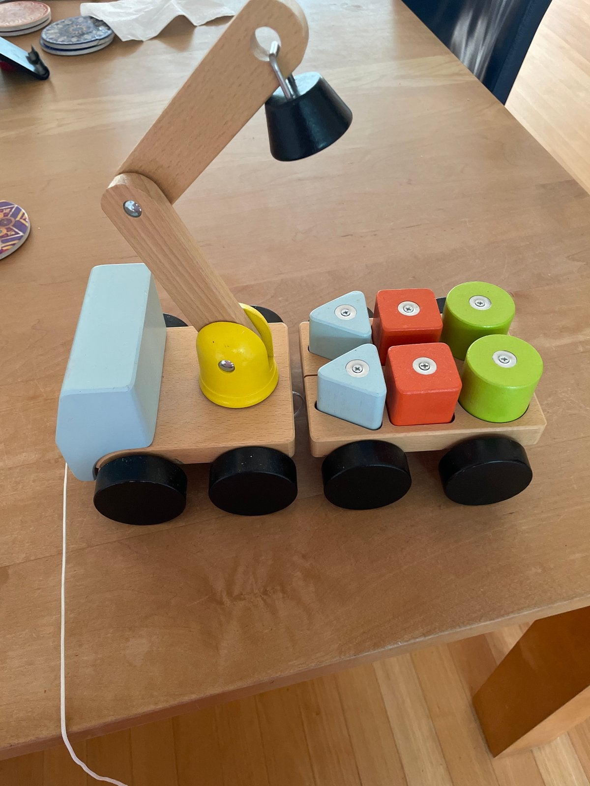 Houten takelwagen met magneet en blokken, Ophalen, Gebruikt, Duw- of Trekspeelgoed