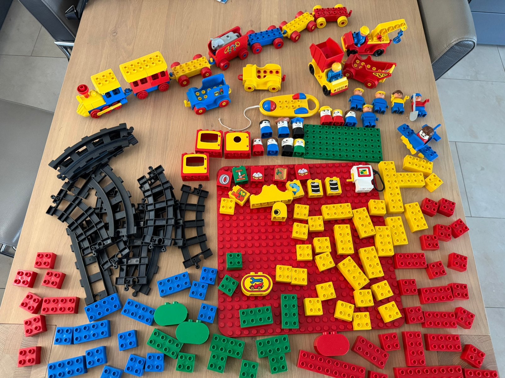 Duplo 150 stuks schoon vintage trein rails, Ophalen of Verzenden, Zo goed als nieuw, Duplo