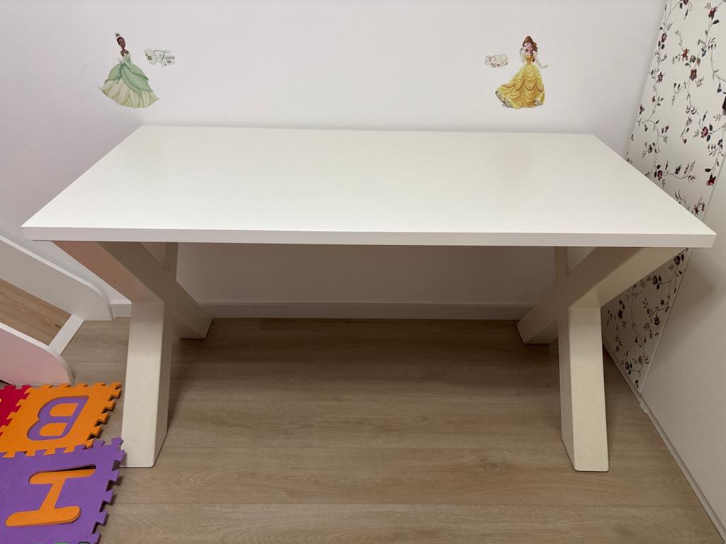 Witte tafel met ijzeren poten - lichte schade, Ophalen, Gebruikt, 100 tot 150 cm, 50 tot 100 cm