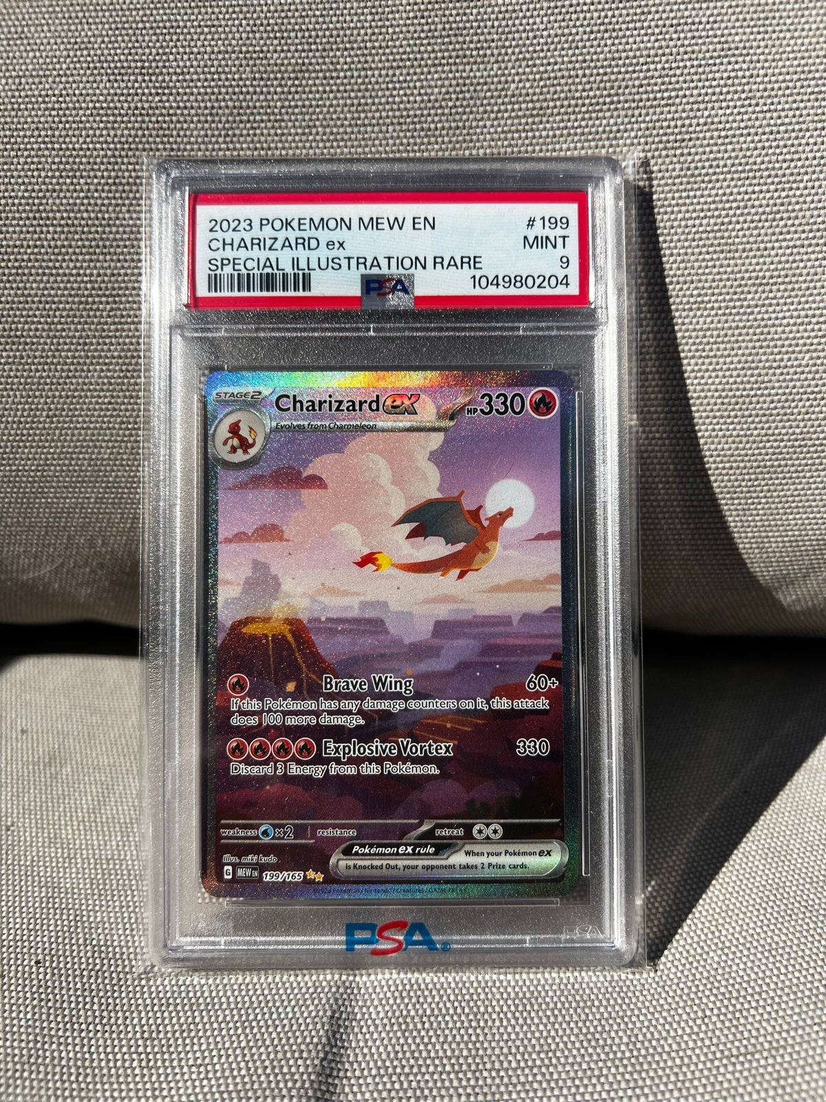 Charizard ex 199 PSA 9 - Scarlet & Violet: 151 Pokémon Kaart, Ophalen of Verzenden, Zo goed als nieuw, Losse kaart, Foil
