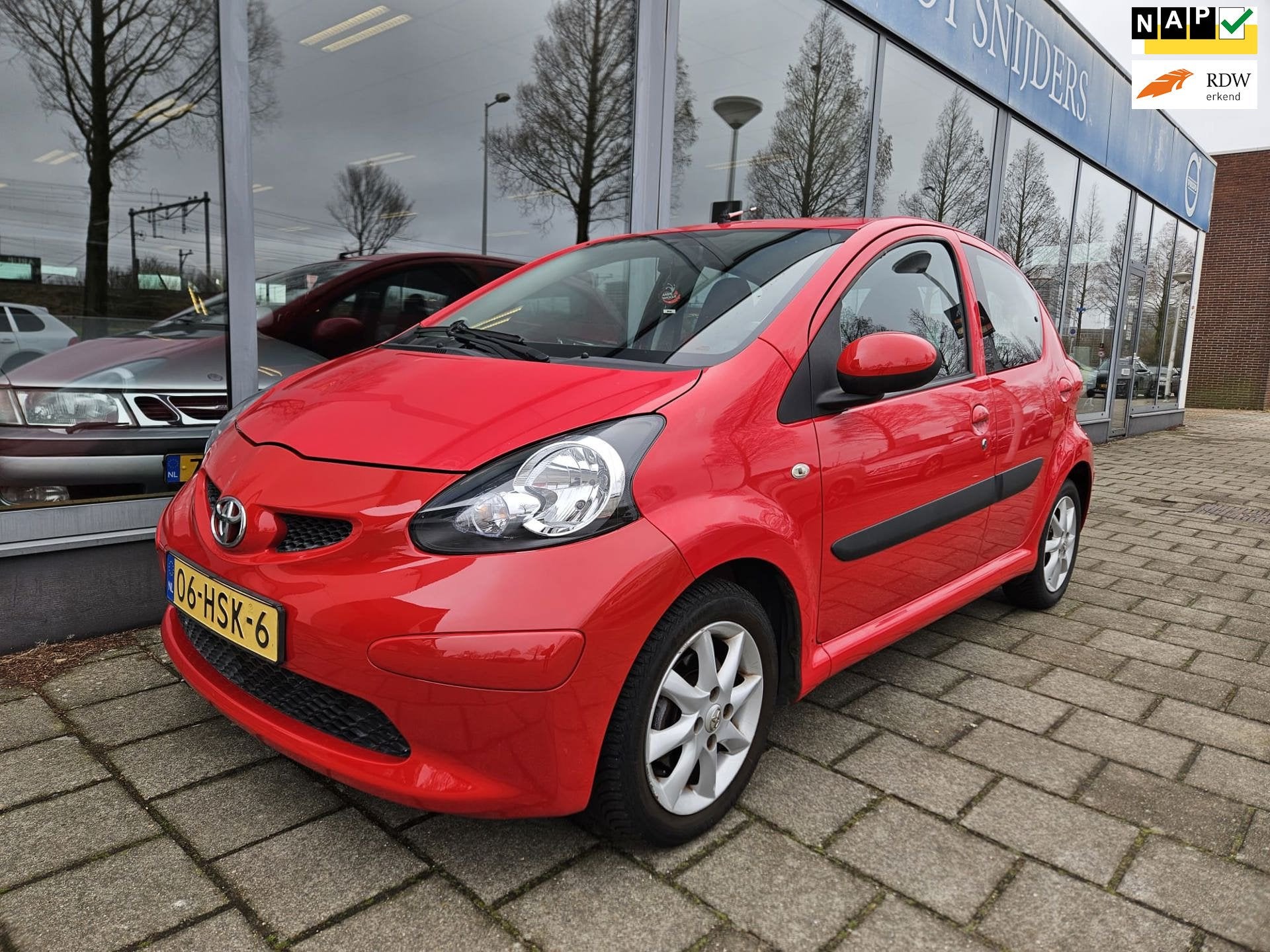 Toyota Aygo 1.0-12V + Limited Edition - Carplay - 1e eigenaa, Auto's, Toyota, Bedrijf, Te koop, Aygo, ABS, Airbags, Airconditioning